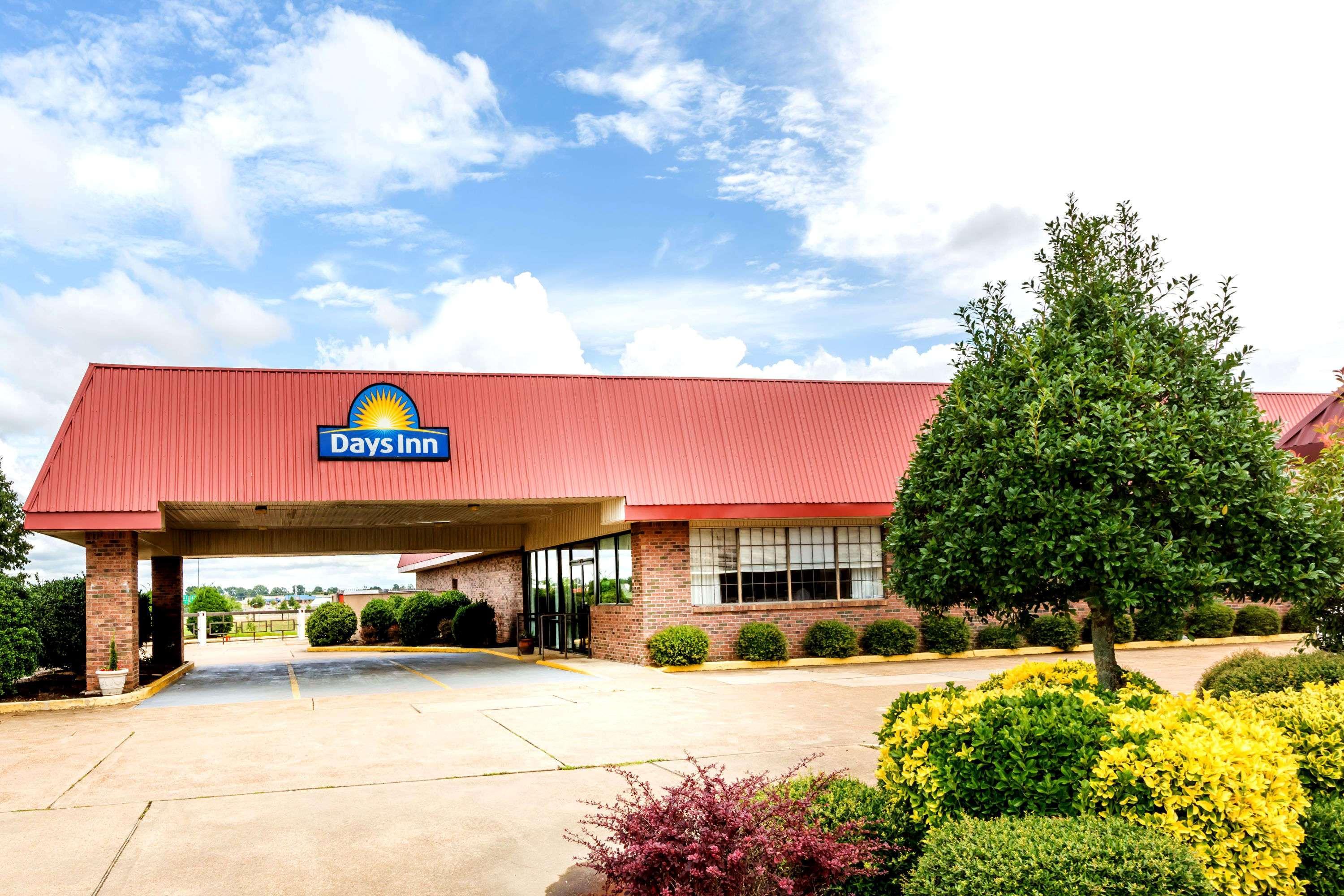 Days Inn By Wyndham Бейтсвилл Экстерьер фото