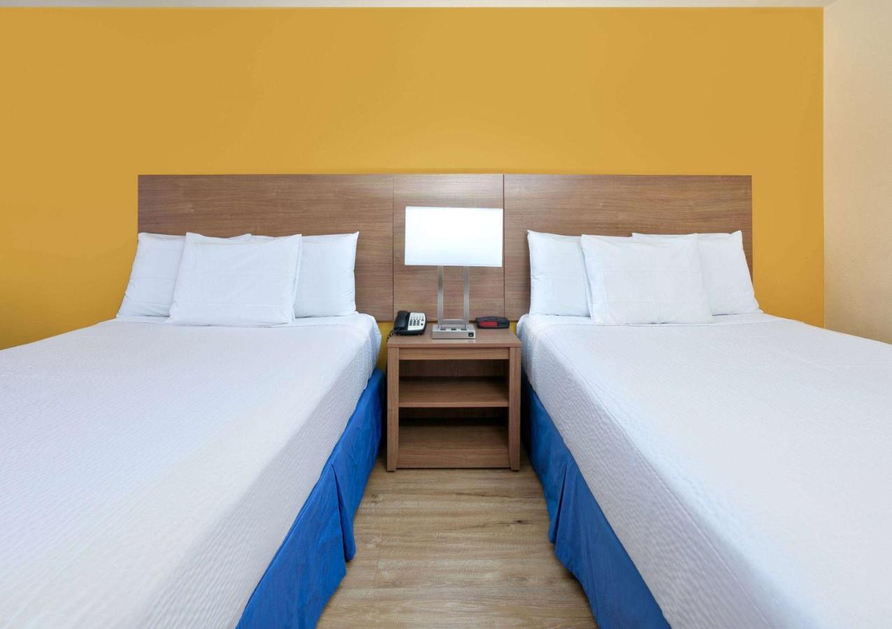 Days Inn By Wyndham Бейтсвилл Экстерьер фото